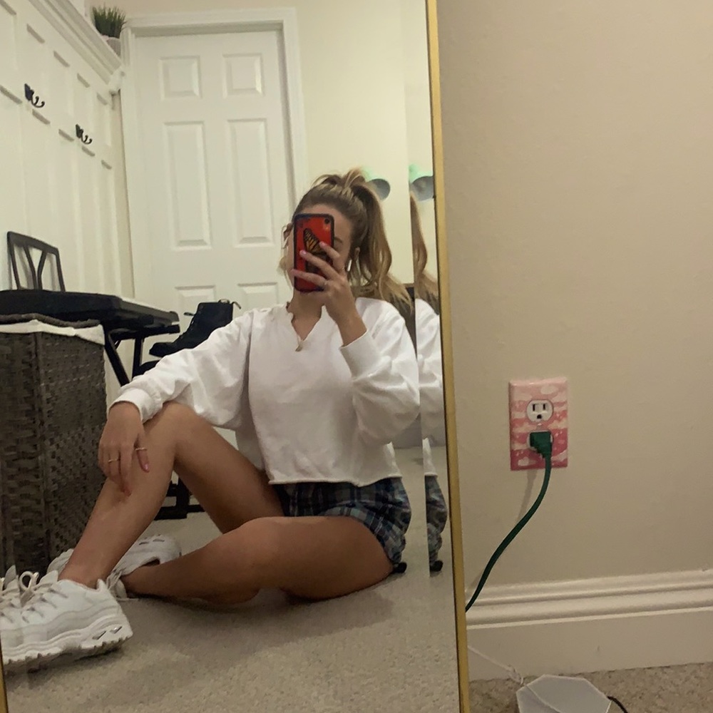 White V-Neck Long Sleeved Shirt